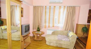 Фотографии Гостевой дом Inn na Oktyabrskoy г. Алушта Крым (Россия) №2 Фото Гостевой дом Inn na Oktyabrskoy г. Алушта 2
