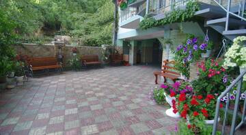 Фотографии Гостевой дом Inn na Oktyabrskoy г. Алушта Крым (Россия) №4 Фото Гостевой дом Inn na Oktyabrskoy г. Алушта 4