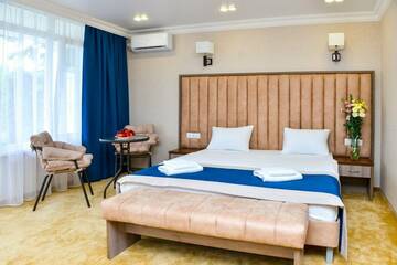 Фото номера Делюкс *** Гостиница Пансионат Нева г. Алушта 12