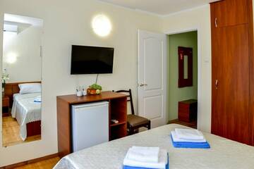 Фото номера Стандарт с двуспальной кроватью Гостиница Пансионат Нева г. Алушта 3