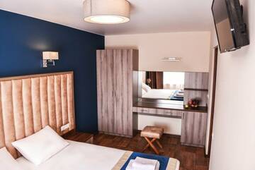 Фото номера Комфорт плюс *** Гостиница Пансионат Нева г. Алушта 7