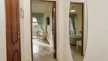 Фото номера Стандарт с балконом Гостиница Бон Мезон г. Алушта 14