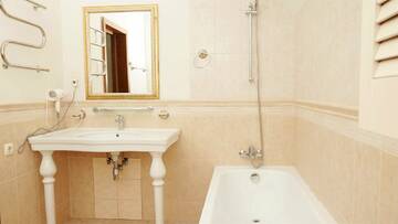 Фото номера Полулюкс Гостиница Бон Мезон г. Алушта 15