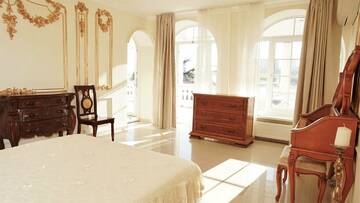 Фото номера Апартаменты Гостиница Бон Мезон г. Алушта 4