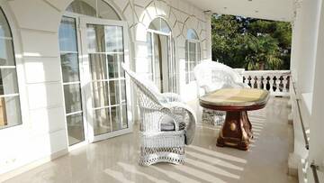 Фото номера Апартаменты Гостиница Бон Мезон г. Алушта 15