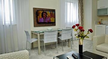 Фото номера Апартаменты с 1 спальней Гостиница Alushta Royal Apartments г. Алушта 7
