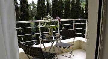 Фото номера Апартаменты с 1 спальней Гостиница Alushta Royal Apartments г. Алушта 10
