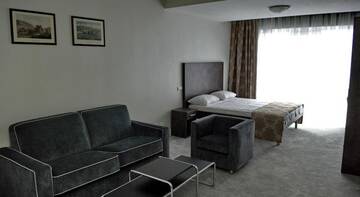 Фото номера Апартаменты-студио Гостиница Alushta Royal Apartments г. Алушта 11