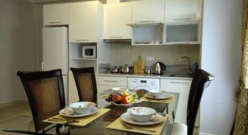 Фото номера Апартаменты с 1 спальней Гостиница Alushta Royal Apartments г. Алушта 9