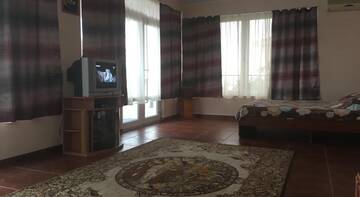 Фото номера Семейный номер с видом на море Гостевой дом Villa Violetta г. Алушта 4