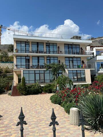 Фото Гостиница Лукоморье г. Алушта 3