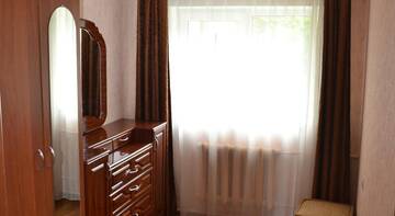 Фото номера Четырехместный номер с ванной Гостевой дом Vlada Mini Hotel г. Алушта 5