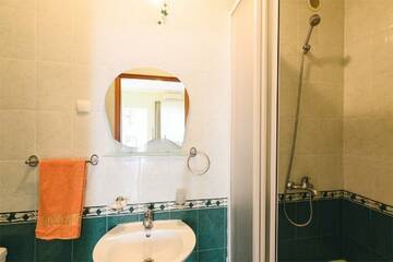 Фото номера Двухместный номер эконом-класса с 1 кроватью или 2 отдельными кроватями Гостиница Эдем г. Алушта 9