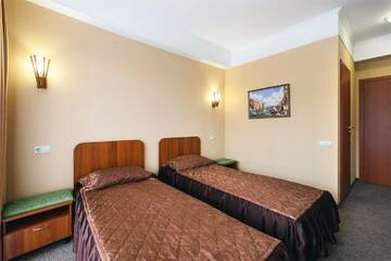 Фото номера Стандартный двухместный номер с 1 кроватью или 2 отдельными кроватями Гостиница Эдем г. Алушта 12
