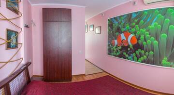 Фото номера Дом с 1 спальней Гостевой дом У Игоря Холидей Парк г. Алушта 3