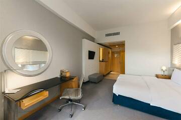 Фото номера Стандарт Модерн с видом на горы 5* Гостиница Riviera Sunrise г. Алушта 3