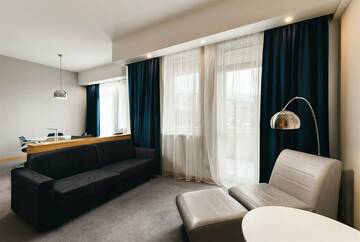 Фото номера Полулюкс Модерн с видом на горы 5* Гостиница Riviera Sunrise г. Алушта 5