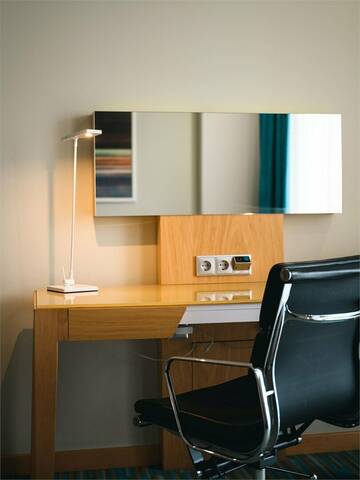 Фото номера Улучшенный Модерн с видом на море 5* Гостиница Riviera Sunrise г. Алушта 7