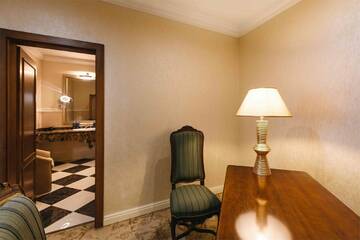 Фото номера Президентский Люкс Классик с видом на море 4* Гостиница Riviera Sunrise г. Алушта 9