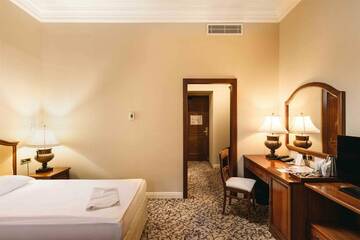 Фото номера Стандарт Классик с видом на горы 4* Гостиница Riviera Sunrise г. Алушта 4