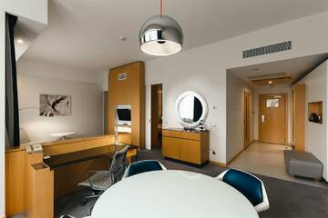 Фото номера Полулюкс Модерн с видом на горы 5* Гостиница Riviera Sunrise г. Алушта 3