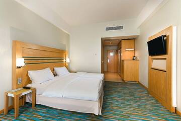 Фото номера Улучшенный Модерн с видом на море 5* Гостиница Riviera Sunrise г. Алушта 5