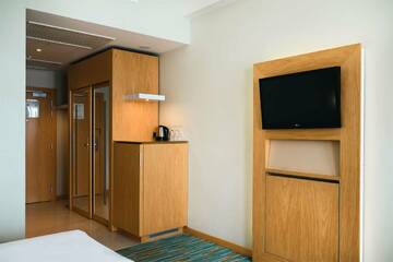 Фото номера Улучшенный Модерн с видом на море 5* Гостиница Riviera Sunrise г. Алушта 8