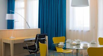 Фото номера Полулюкс Гостиница Riviera Sunrise Resort  &amp; SPA г. Алушта 3