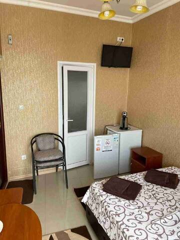 Фото номера Двухместный номер боковой с видом на море Гостиница Ostrovok Hotel г. Алушта 3