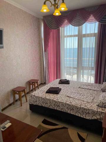 Фото номера Двухместный номер с видом на море Гостиница Ostrovok Hotel г. Алушта 2