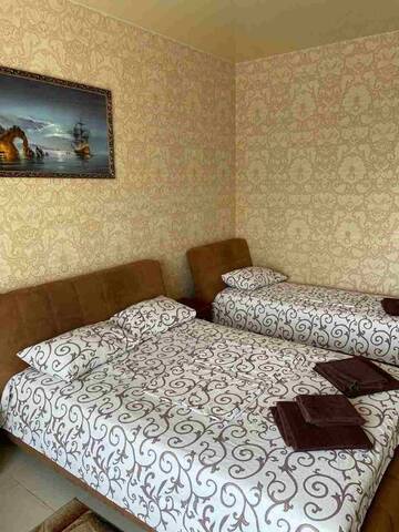 Фото номера Трехместный номер боковой с видом на море Гостиница Ostrovok Hotel г. Алушта 16