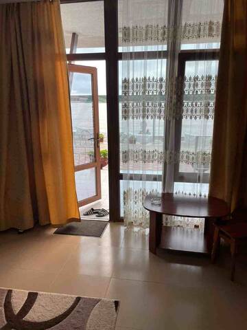 Фото номера Четырехместный номер с видом на море Гостиница Ostrovok Hotel г. Алушта 6