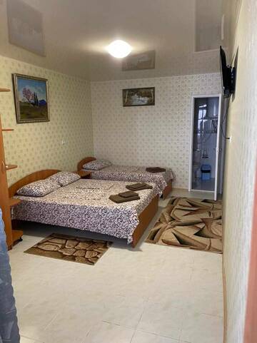 Фото номера Трехместный номер эконом-класса Гостиница Ostrovok Hotel г. Алушта 2