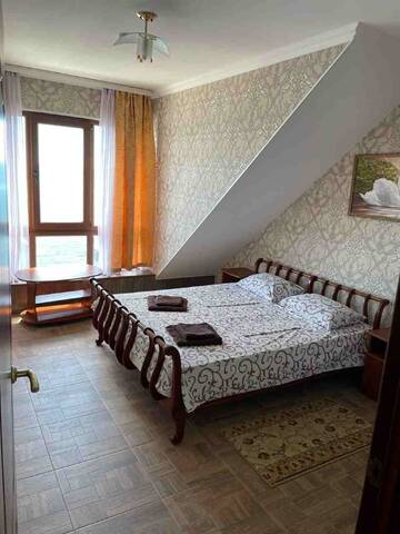 Фото номера Двухместный номер с панорамным видом на море Гостиница Ostrovok Hotel г. Алушта 10