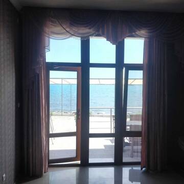 Фото номера Трехместный номер с выходом на море Гостиница Ostrovok Hotel г. Алушта 7