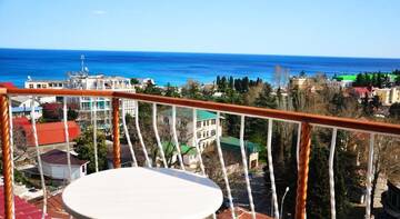 Фото номера Апартаменты с видом на море Гостиница Guest House Svetlana г. Алушта 5