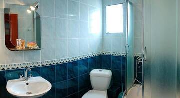 Фото номера Двухместный номер с 1 кроватью Гостиница Guest House Y Viktorii г. Алушта 2
