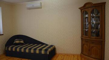 Фото номера Улучшенный четырехместный номер Гостевой дом Elite house hold Classic г. Алушта 7