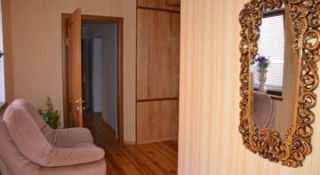 Фото номера Улучшенный четырехместный номер Гостевой дом Elite house hold Classic г. Алушта 10