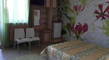 Фото номера Большой двухместный номер Гостиница Pionerskaya г. Алушта 4