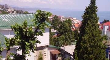 Фото номера Четырехместный номер &quot;Комфорт&quot; Гостиница Guest House Kiparis г. Алушта 4