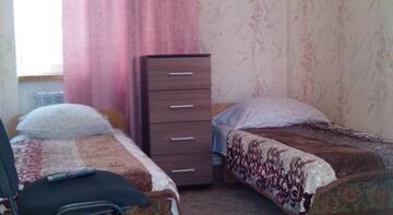 Фото номера Четырехместный номер &quot;Комфорт&quot; Гостиница Guest House Kiparis г. Алушта 8