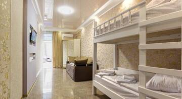 Фото номера Бежевый двухкомнатный Гостевой дом Guest House Lora г. Алушта 3