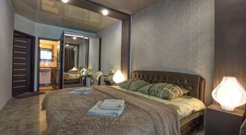 Фото номера Шоколадный трехместный Гостевой дом Guest House Lora г. Алушта 2