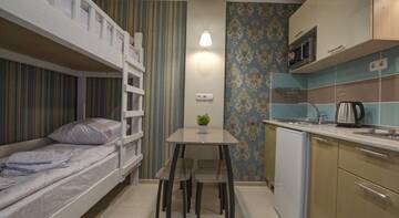 Фото номера Бирюзово-бежевый двухкомнатный Гостевой дом Guest House Lora г. Алушта 6