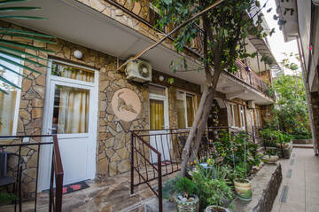 Фото Гостиница Рыжий кот г. Алушта 3