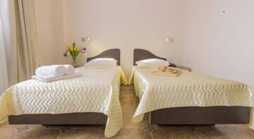 Фото номера Номер  Гостиница Tanais Guest House г. Алушта 7