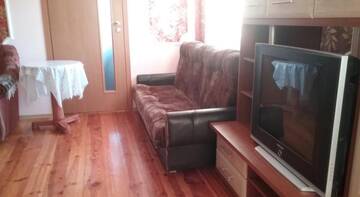 Фото номера Четырехместный номер с ванной Гостиница Guest House Gorkogo 60 г. Алушта 3