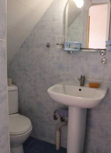 Фото номера Апартаменты с 2 спальнями Гостиница Guest House Gorkogo 60 г. Алушта 6