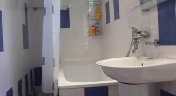 Фото номера Дом с 3 спальнями Гостиница Guest House na Baglikova 22a г. Алушта 6